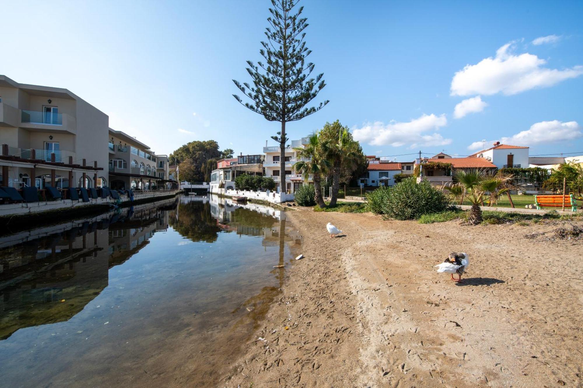 Ismini Apartments Kalyves Dış mekan fotoğraf